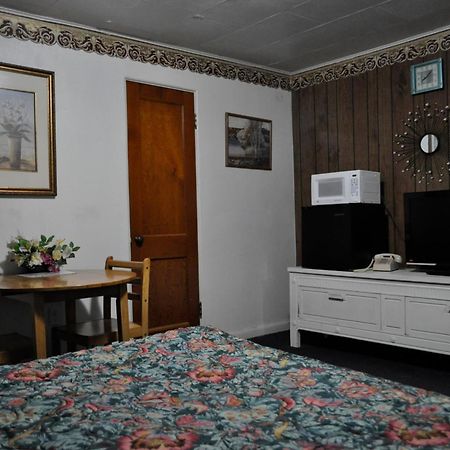 Western Motel Lovell Экстерьер фото