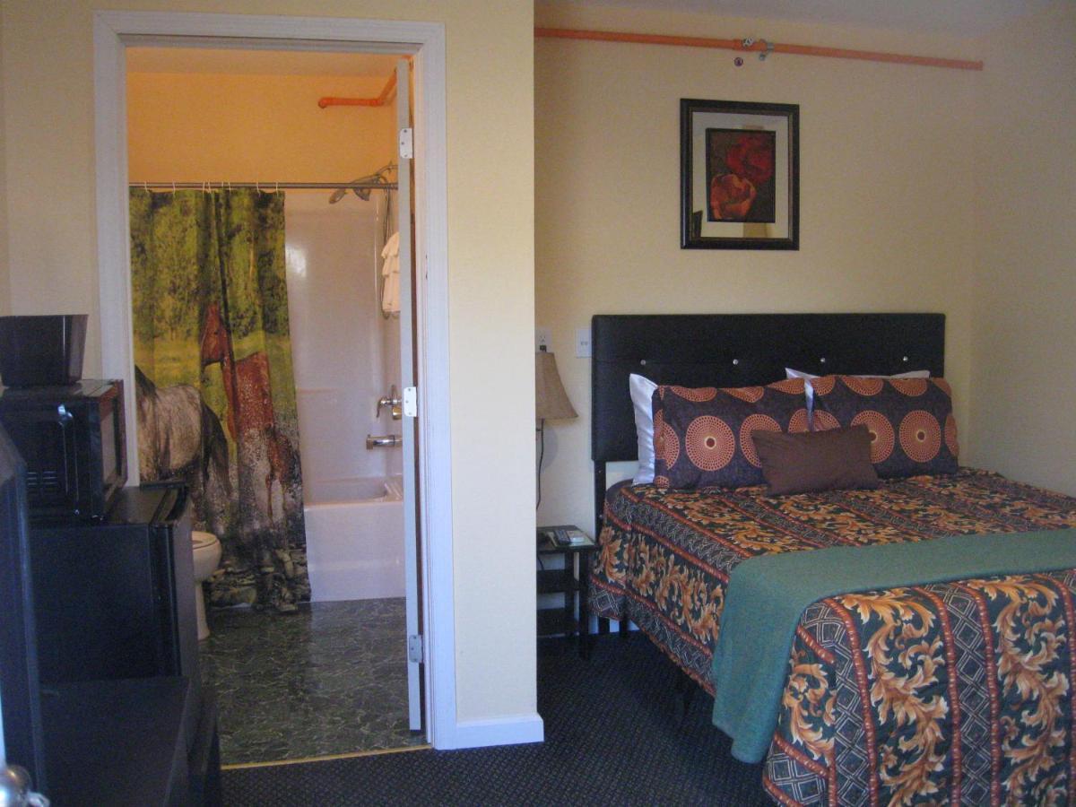 Western Motel Lovell Экстерьер фото